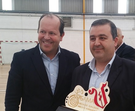 El IES Xograr Afonso Gómez de Sarria inicia un nuevo curso avalado por su compromiso ambiental El IES Xograr Afonso Gómez de Sarria inicia un nuevo curso avalado por su compromiso ambiental