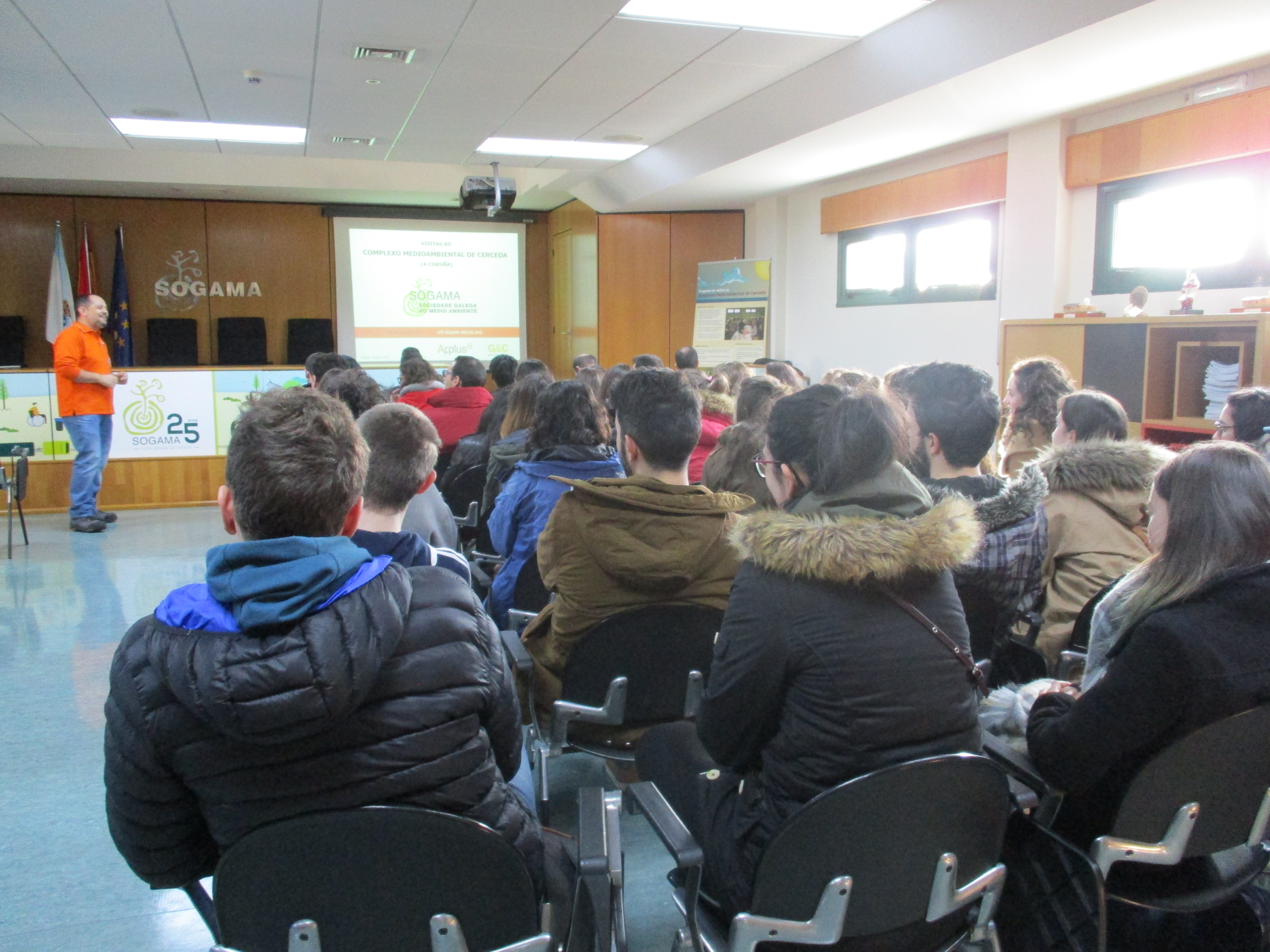 El alumnado del IES Xoán Montes de Lugo perfecciona sus conocimientos en materia de reciclaje