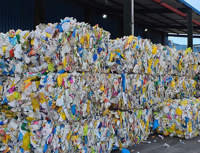 El reciclaje de envases plásticos en España crece un 8%, alcanzando las más de 600.000 t en 2019 El reciclaje de envases plásticos en España crece un 8%, alcanzando las más de 600.000 t en 2019