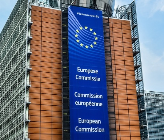 La Comisión Europea recibe el premio Economía Circular 2019 de manos del Foro Económico Mundial