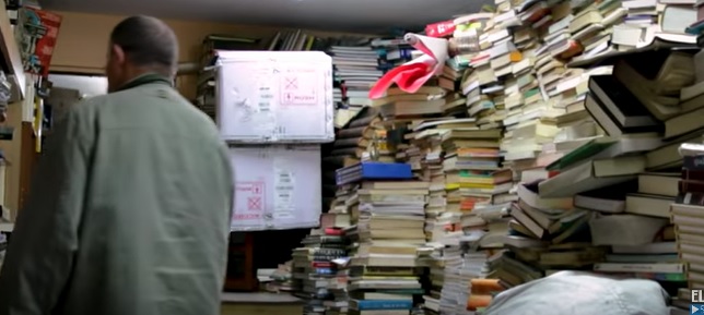 Acceder a la cultura a través de la basura: la experiencia de El Señor de los Libros Acceder a la cultura a través de la basura: la experiencia de El Señor de los Libros