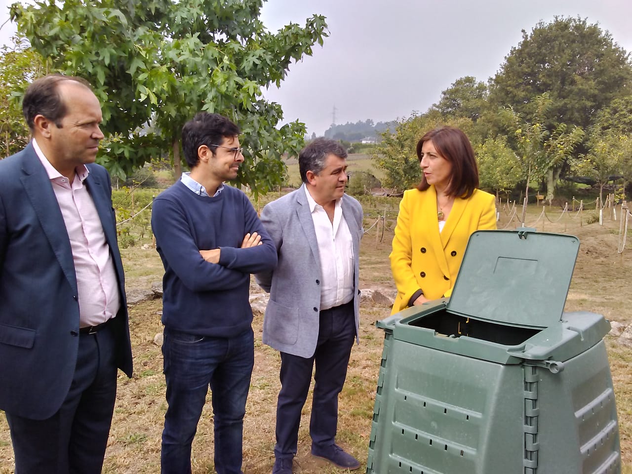 Medio Ambiente concede 100 compostadores al CRAEGA para avanzar en la gestión de los biorresiduos Medio Ambiente concede 100 compostadores al CRAEGA para avanzar en la gestión de los biorresiduos