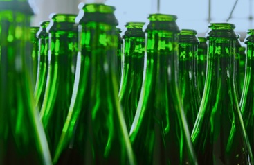 'Close the Glass Loop' pretende incrementar, nun 90%, a reciclaxe de vidro na UE para 2030 'Close the Glass Loop' pretende incrementar, nun 90%, a reciclaxe de vidro na UE para 2030