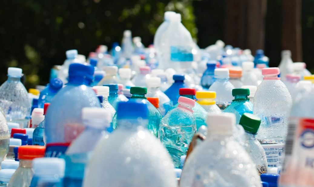 Los envases de PET avanzan con paso firme hacia la circularidad en Europa