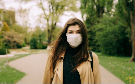 Las mascarillas desechables, un residuo emergente en la naturaleza que crece de forma exponencial Las mascarillas desechables, un residuo emergente en la naturaleza que crece de forma exponencial