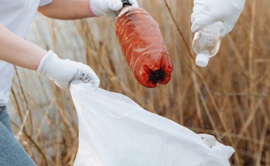 Hacia un acuerdo vinculante para acabar con la contaminación por plásticos