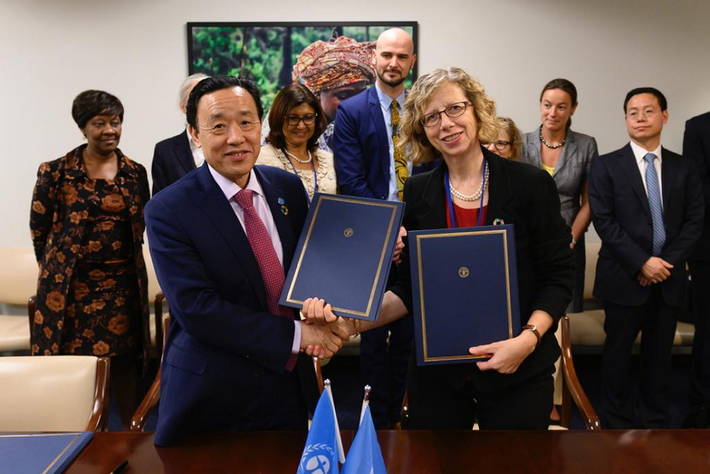 La FAO y el PNUMA fortalecen su colaboración con un nuevo memorando de entendimiento La FAO y el PNUMA fortalecen su colaboración con un nuevo memorando de entendimiento
