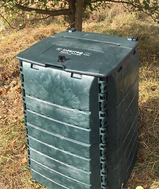 Sogama refuerza el reciclaje de la materia orgánica en Bueu con 50 nuevos compostadores Sogama refuerza el reciclaje de la materia orgánica en Bueu con 50 nuevos compostadores