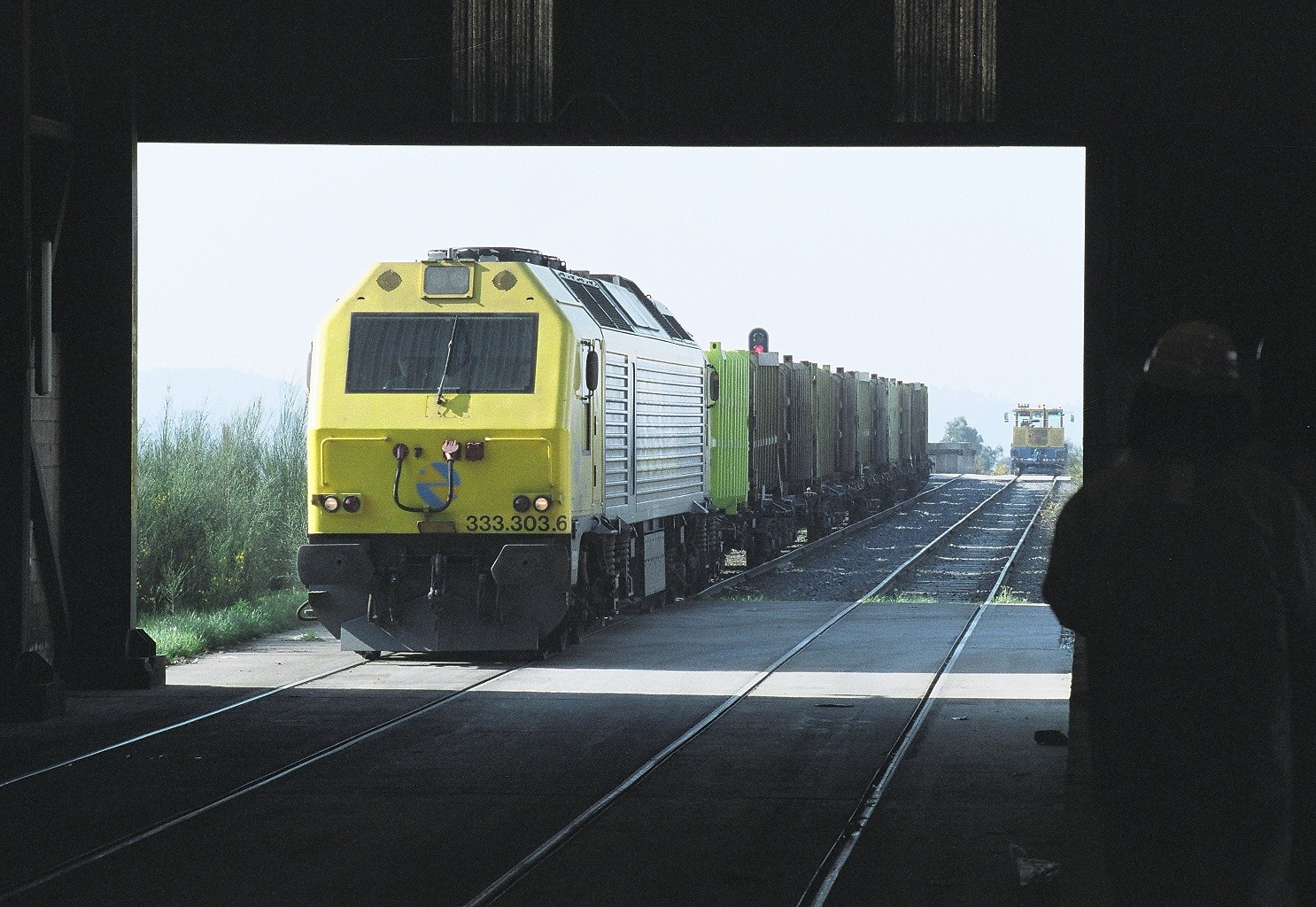 El transporte de residuos por ferrocarril alcanzó en Sogama el 58,5% el pasado mes de noviembre El transporte de residuos por ferrocarril alcanzó en Sogama el 58,5% el pasado mes de noviembre