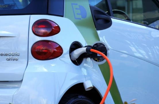 Un proyecto europeo pretende reutilizar baterías de vehículos eléctricos para almacenar energía Un proyecto europeo pretende reutilizar baterías de vehículos eléctricos para almacenar energía
