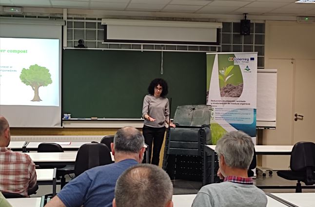 Charla en USC