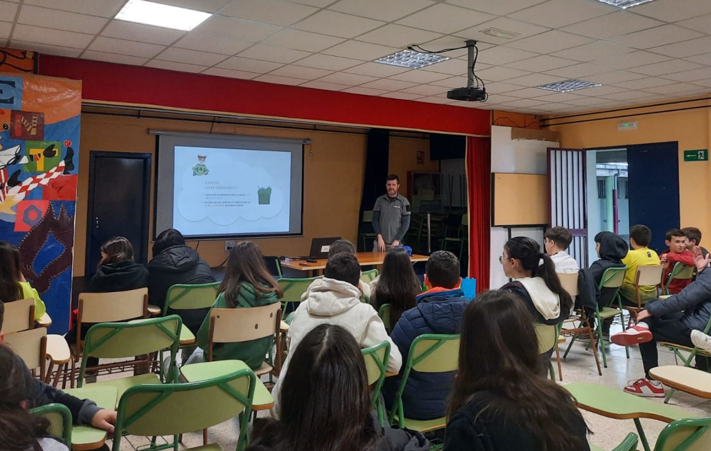 Momento da charla impartida por Sogama