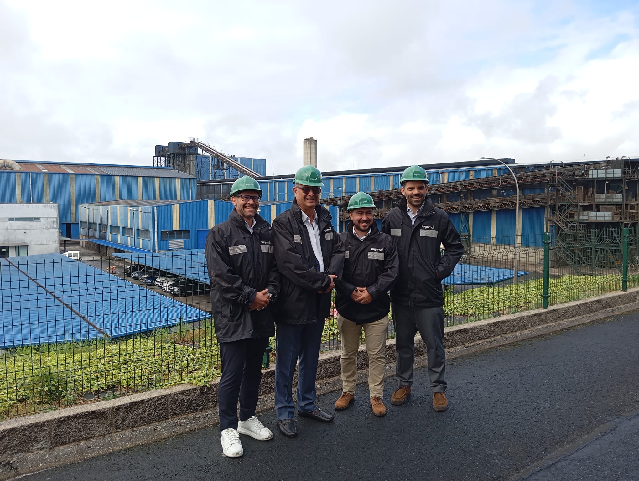 Grupo en el Complejo Medioambiental de Sogama en Cerceda