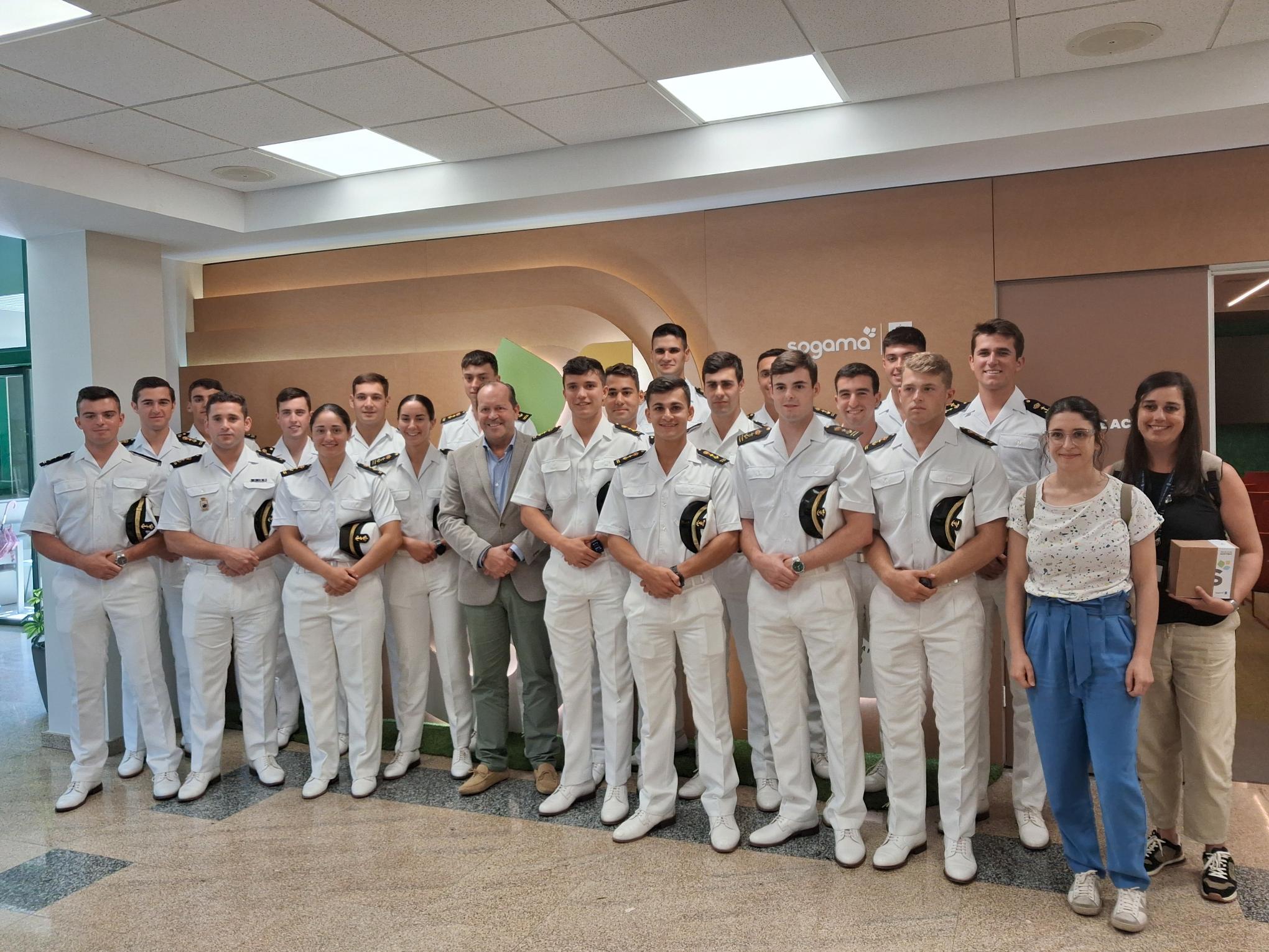 Grupo con el presidente de Sogama