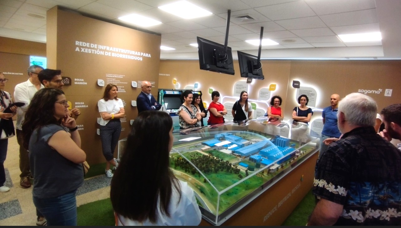 Charla en zona maqueta