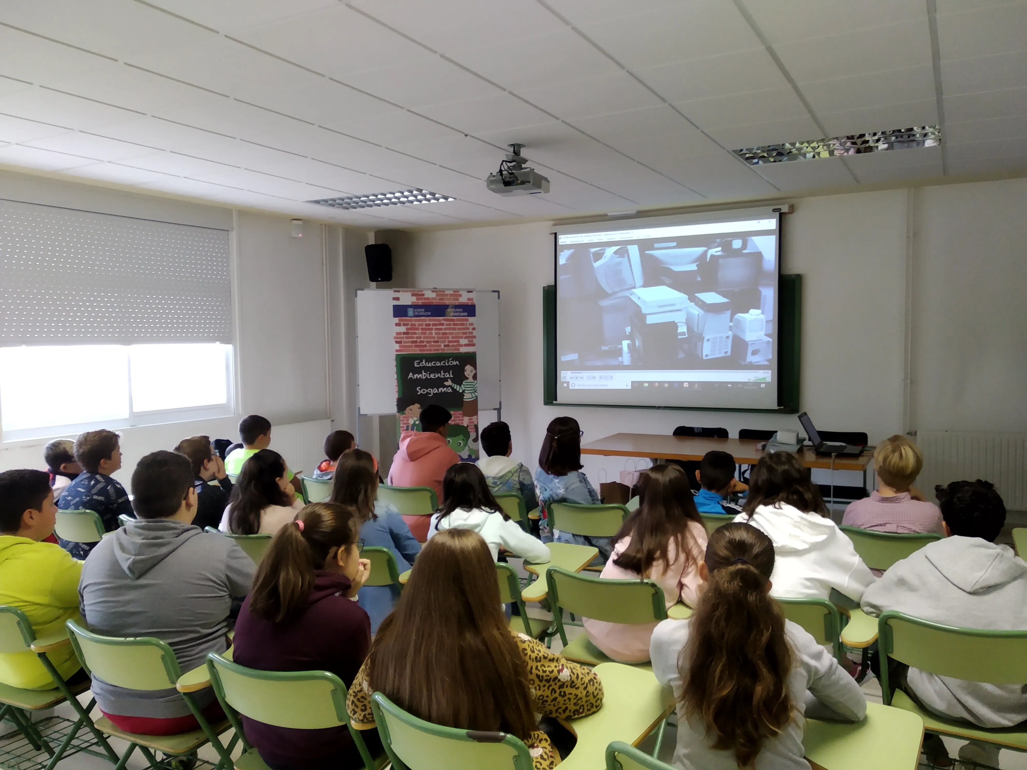 Sogama inicia un nuevo período de sesiones formativas en centros escolares