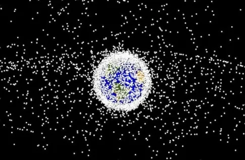 La Agencia Espacial Europea guiará la primera operación de limpieza de basura espacial en órbita
