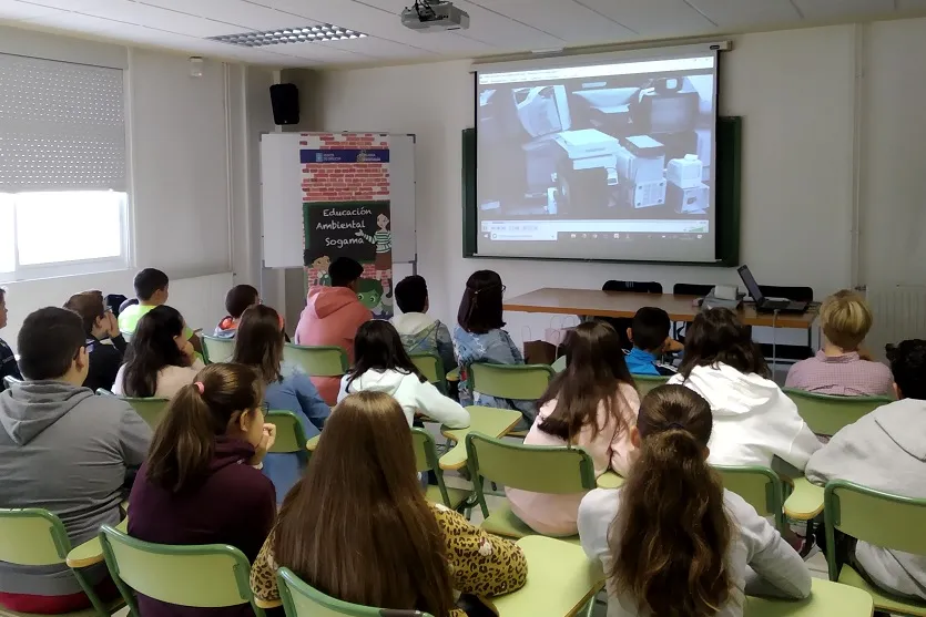 El CEIP Ángel de la Guarda de Nigrán se implica en el reciclaje con el asesoramiento de Sogama