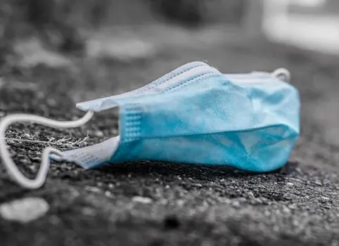 El Proyecto Libera pide a la ciudadanía una mayor responsabilidad con la gestión de las mascarillas
