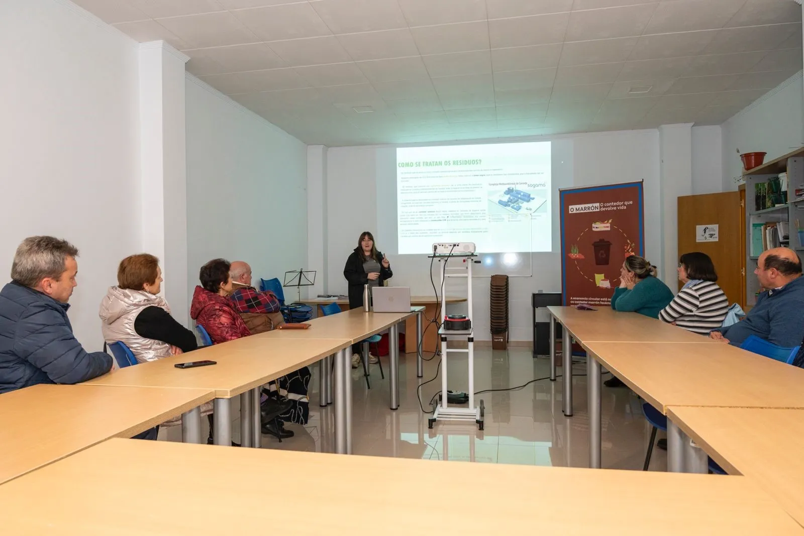Charla impartida por Sogama no concello do Pino