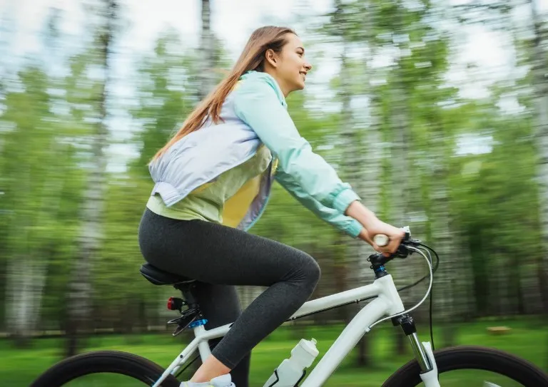 Desplazamiento en bicicleta_Freepik